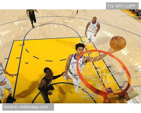 媒体人分析文班表现提升但持球进攻仍待突破与质变